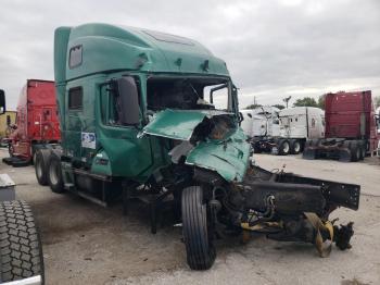  Salvage Volvo Vn