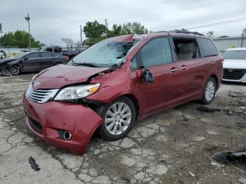  Salvage Toyota Sienna