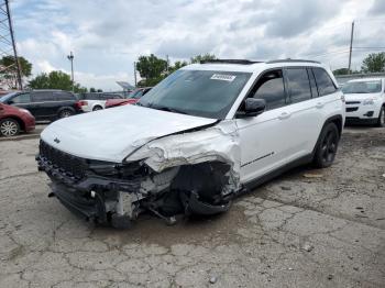  Salvage Jeep Grand Cherokee
