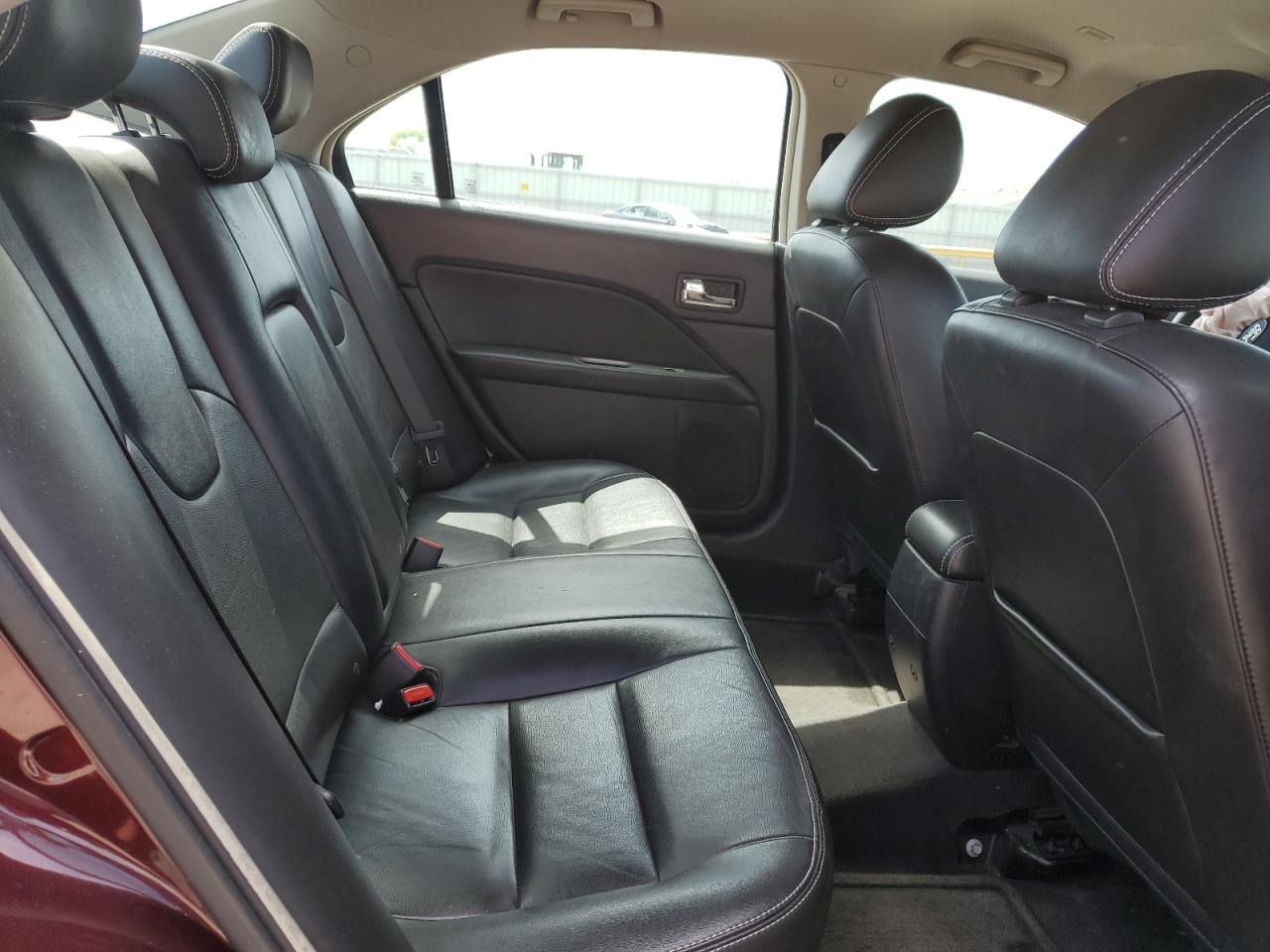 Ford Fusion Sel Image 10