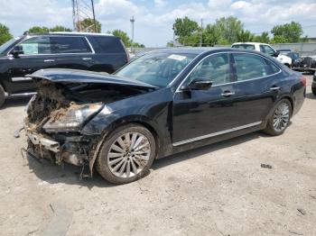  Salvage Hyundai Equus