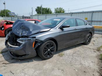  Salvage Chrysler 200