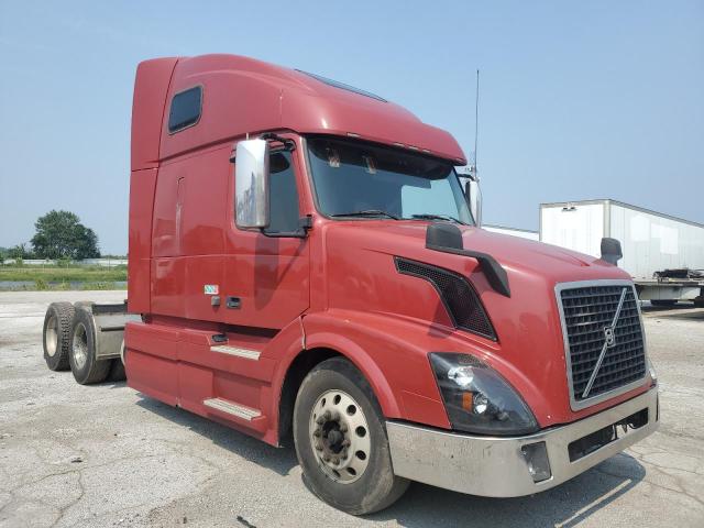  Salvage Volvo Vnl