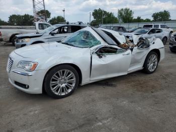  Salvage Chrysler 300