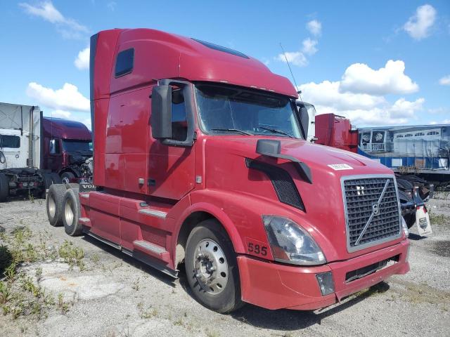  Salvage Volvo Vnl