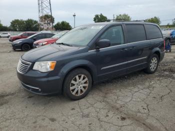  Salvage Chrysler Minivan