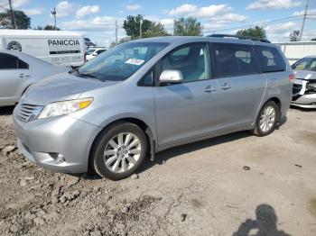  Salvage Toyota Sienna