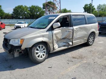  Salvage Chrysler Minivan
