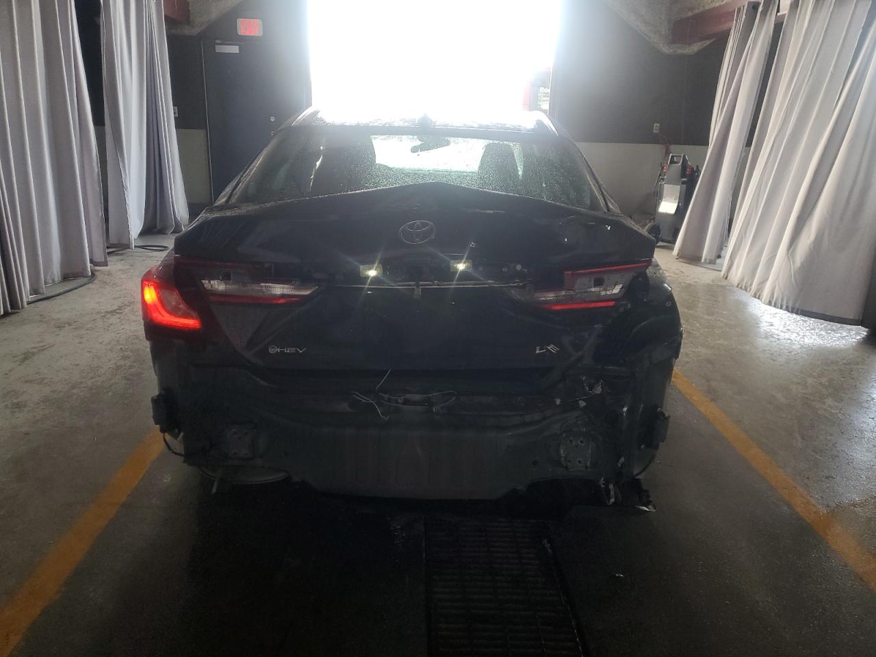 Toyota Camry Xse Image 2