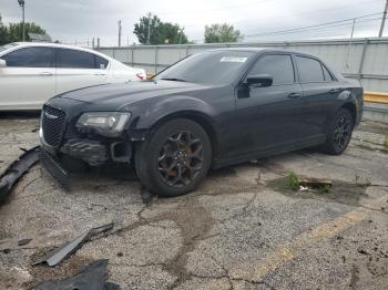  Salvage Chrysler 300
