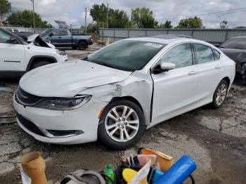  Salvage Chrysler 200