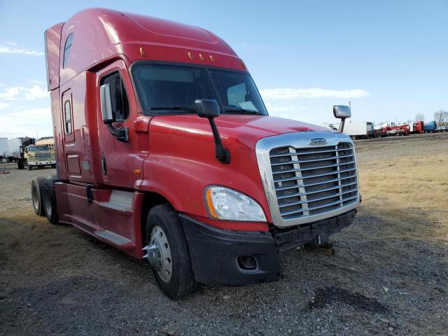  Salvage Freightliner Cascadia 1