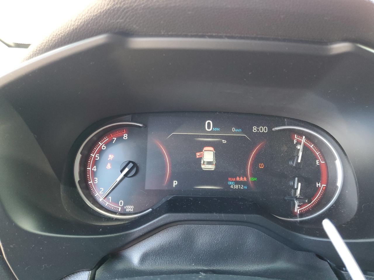 Toyota RAV4 Adventure Image 5