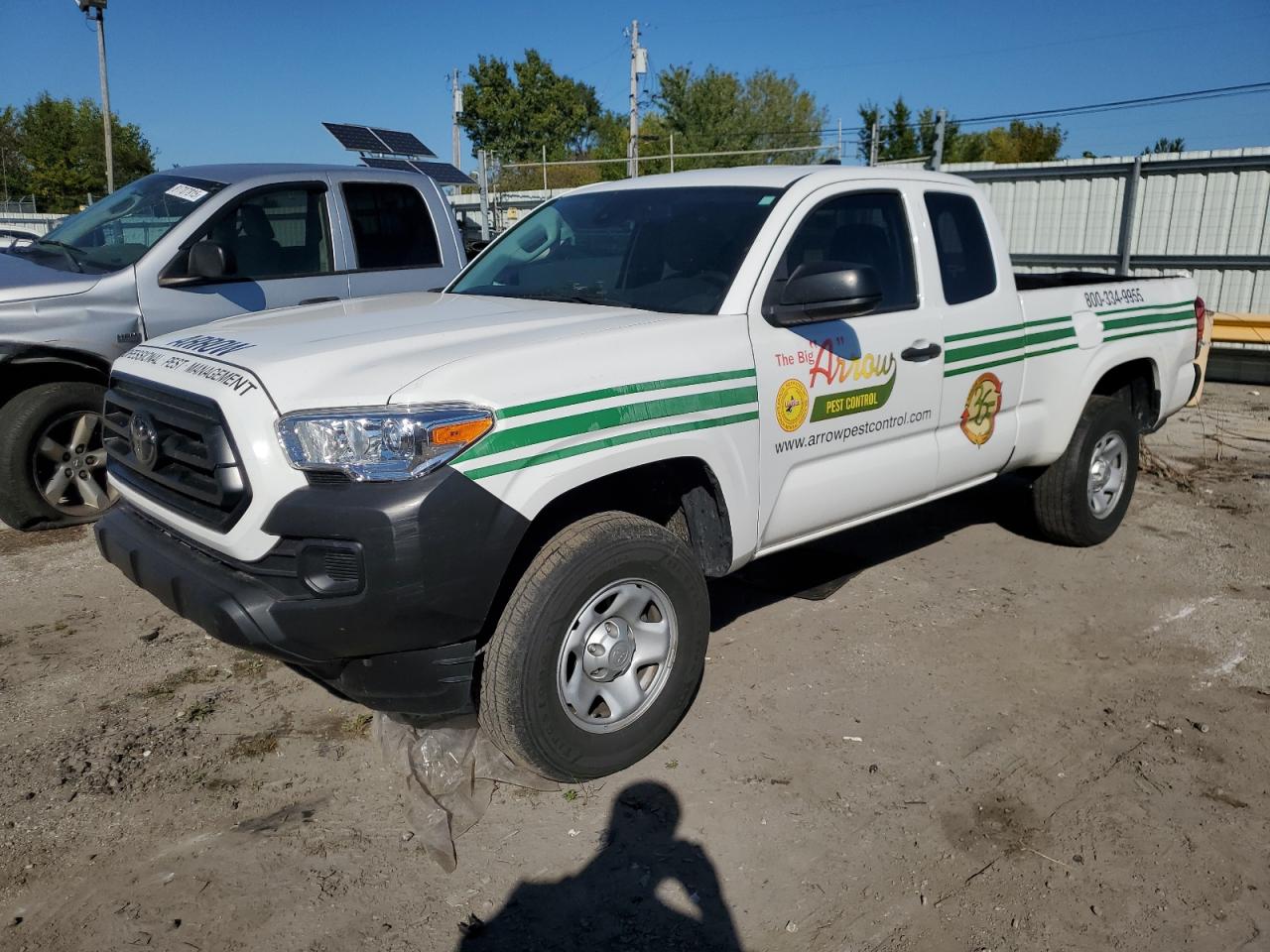 Toyota Tacoma Access Cab Image 1