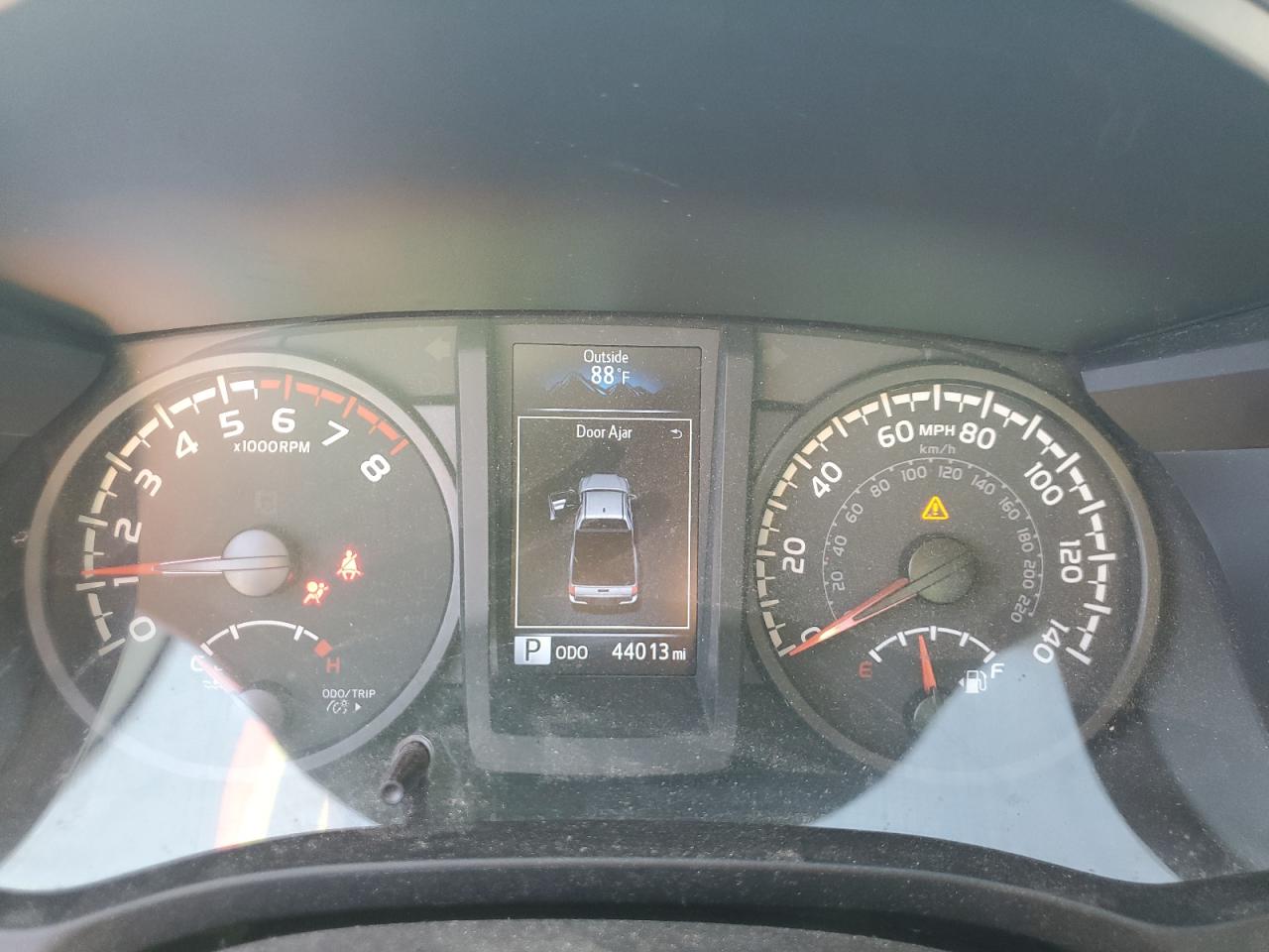 Toyota Tacoma Access Cab Image 8