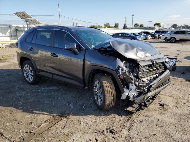 Toyota RAV4 Xle Premium Image 8