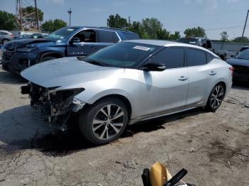  Salvage Nissan Maxima