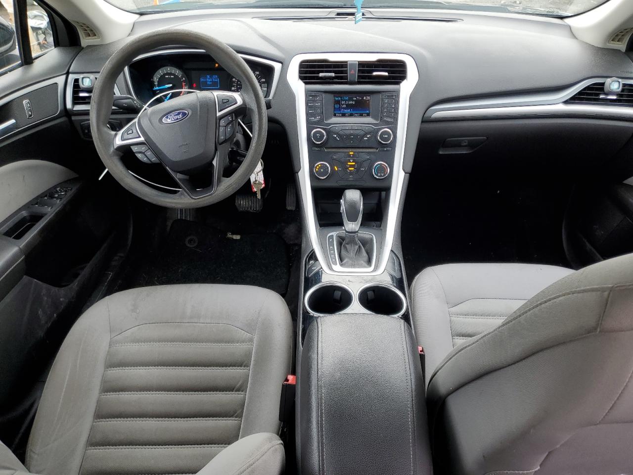 Ford Fusion S Image 8