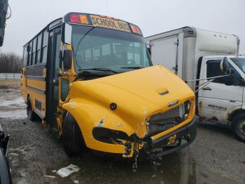  Salvage Freightliner Chassis B2
