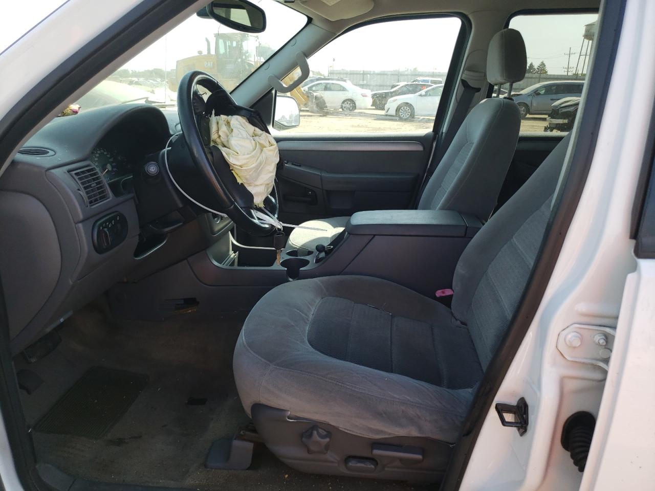 Ford Explorer Xlt Image 5