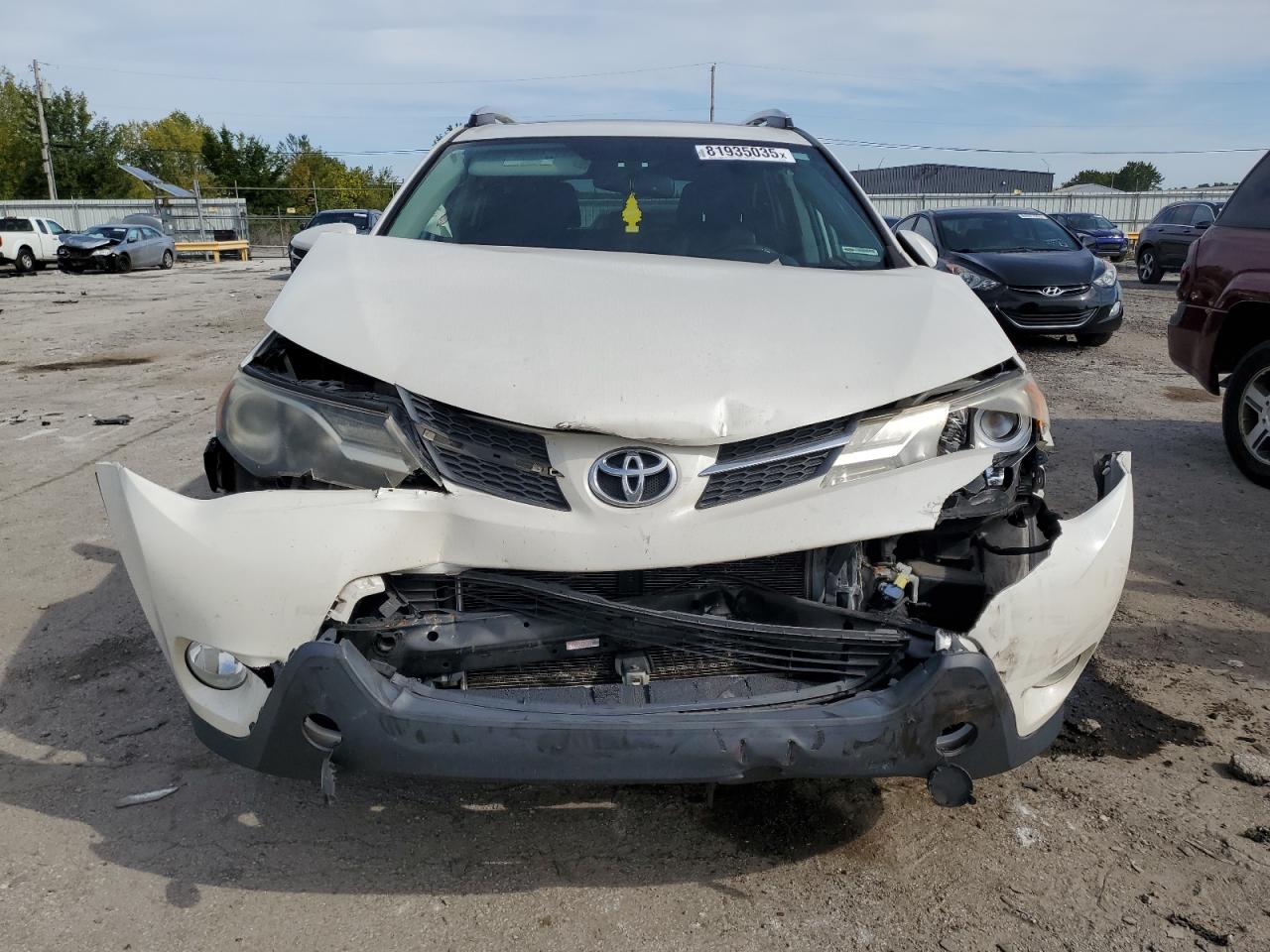 Toyota RAV4 Limited Image 4