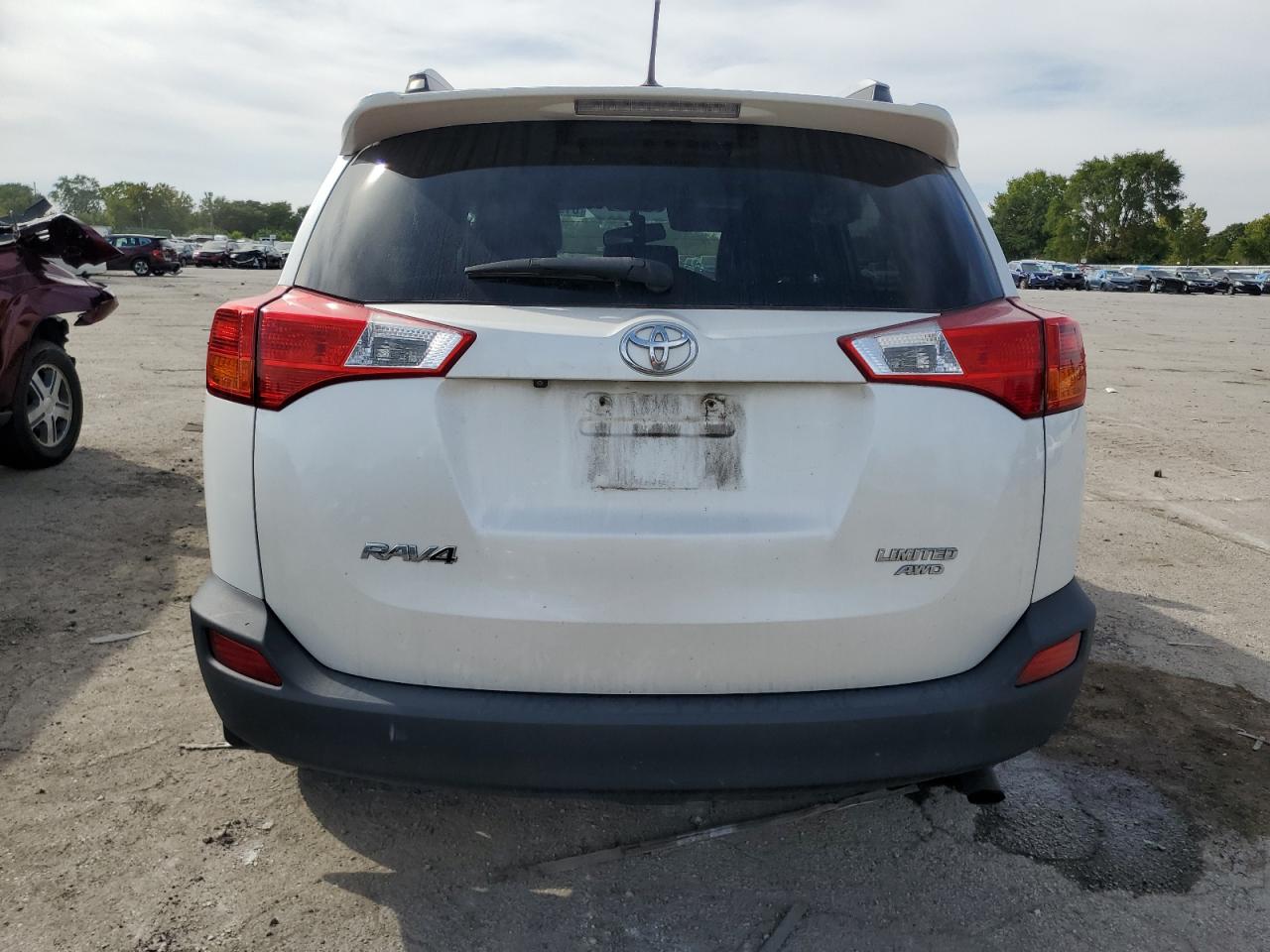 Toyota RAV4 Limited Image 13