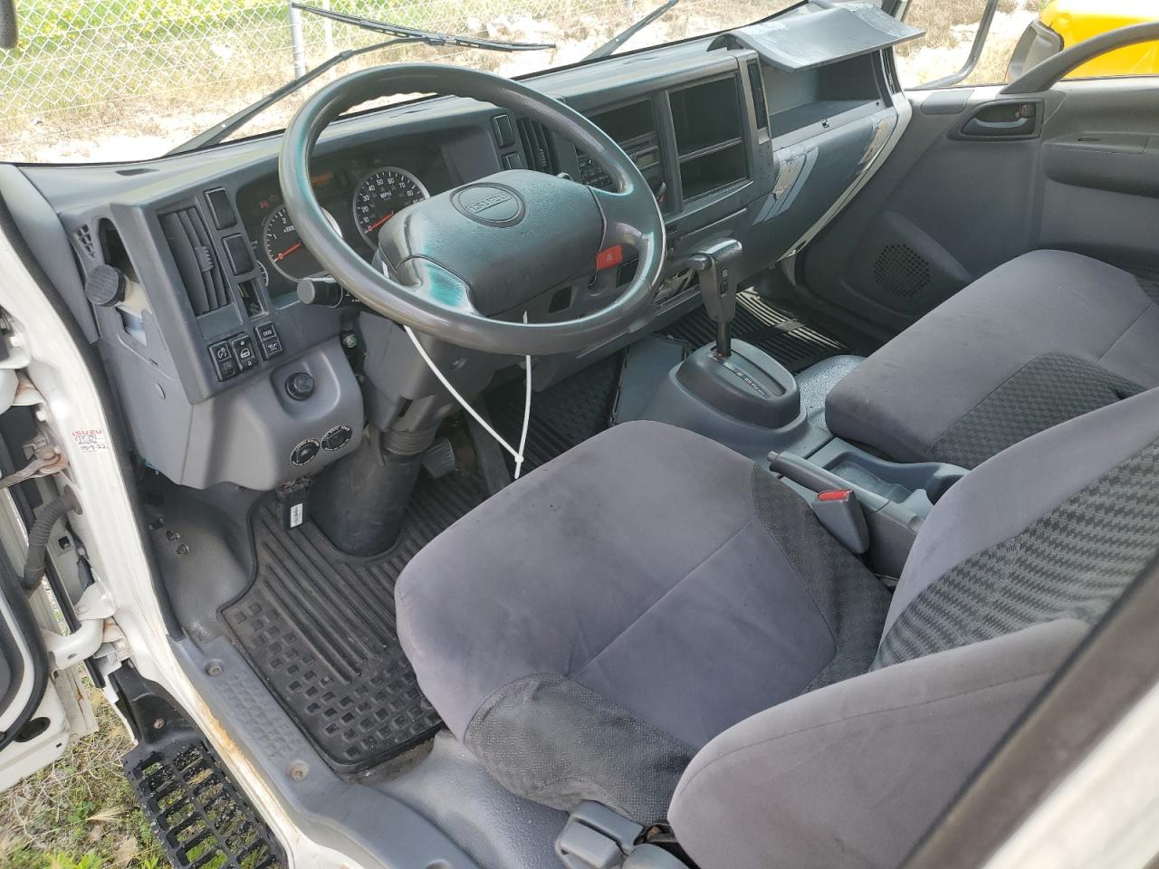 Isuzu Npr Hd Image 8