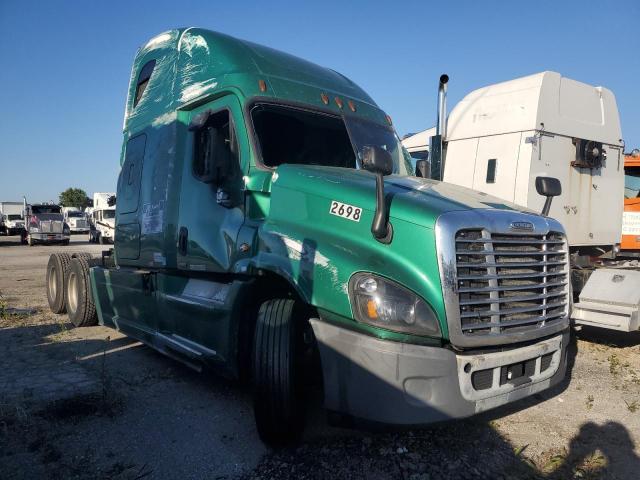  Salvage Freightliner Cascadia 1