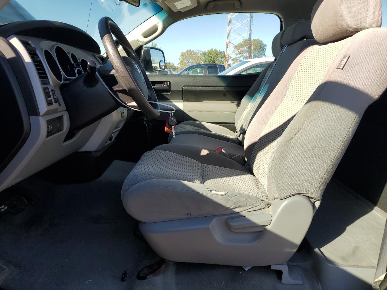 Toyota Tundra Image 3