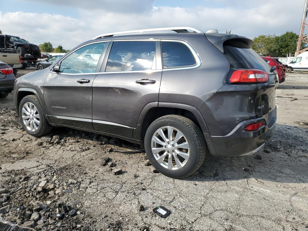 Jeep Cherokee Overland Image 3