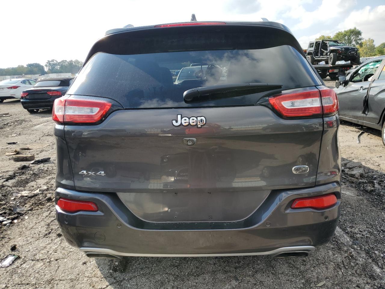 Jeep Cherokee Overland Image 8