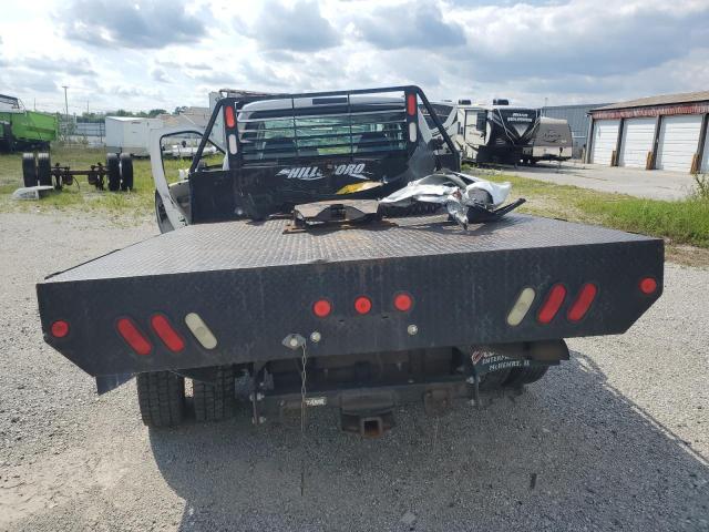 Ford F-550 Super Duty Image 9