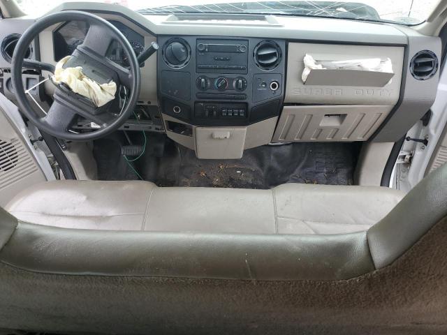 Ford F-550 Super Duty Image 11