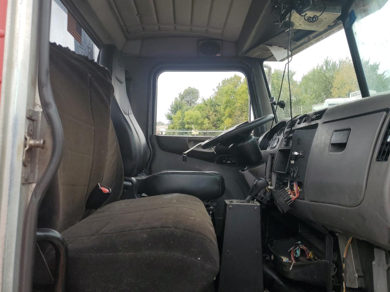 Peterbilt Tractor 337 Image 6