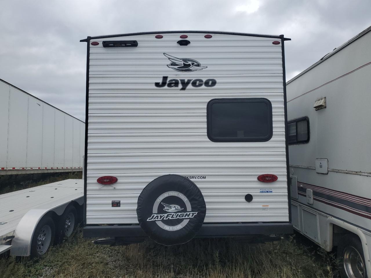 Jaycee Rv Image 10