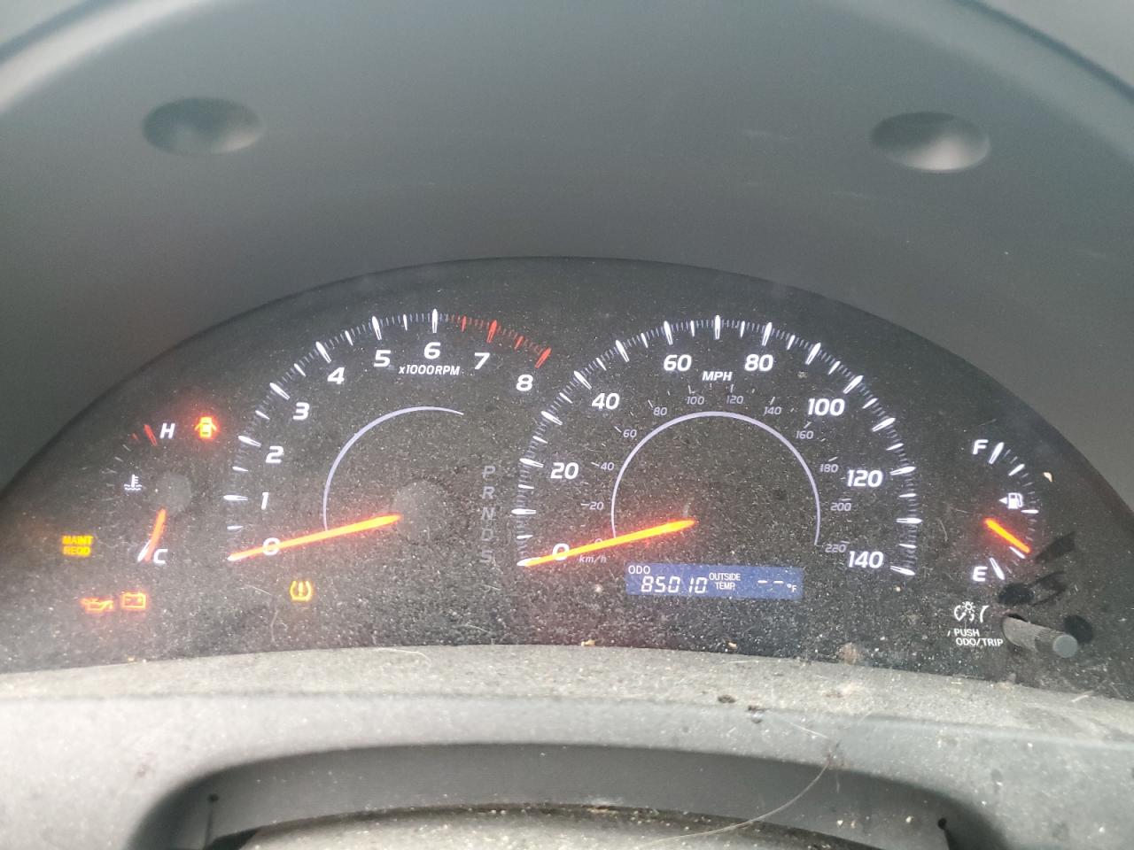 Toyota Camry Base Image 2