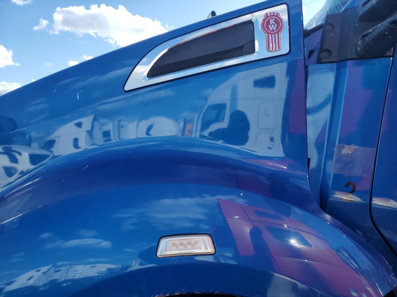 Kenworth T680 T680 Image 8