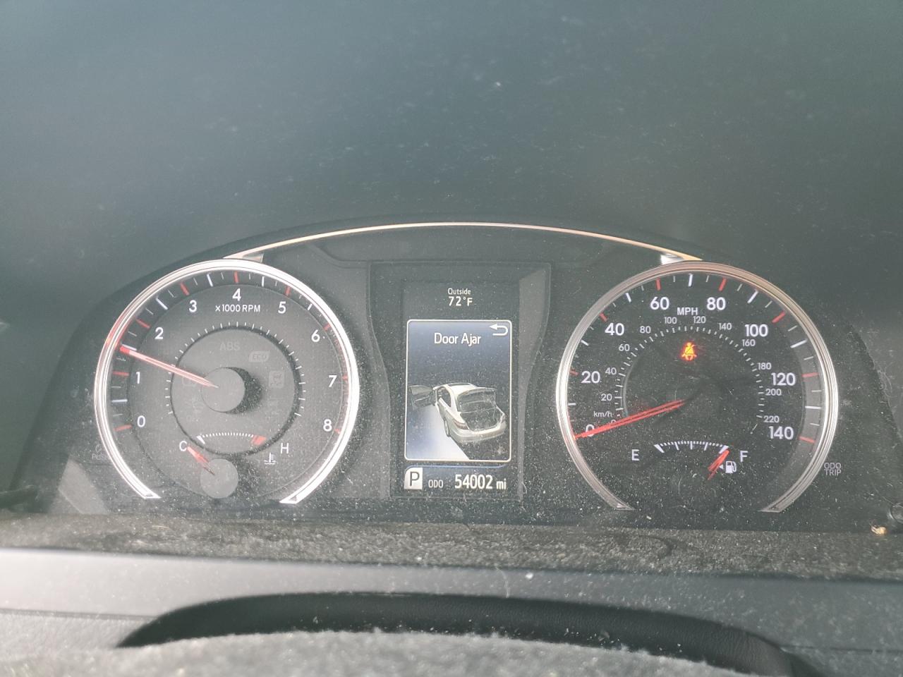 Toyota Camry Le Image 2