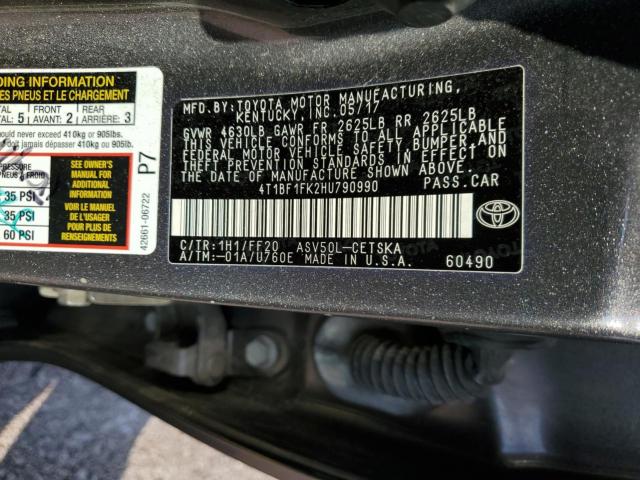 Toyota Camry Le Image 11