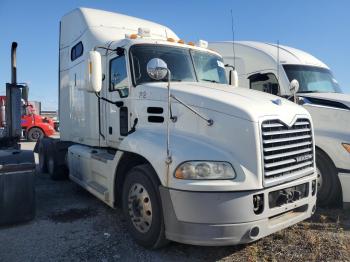  Salvage Mack Cxu613