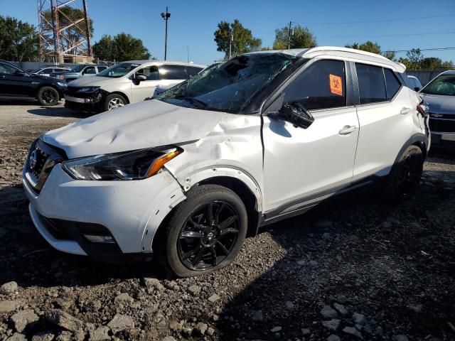  Salvage Nissan Kicks