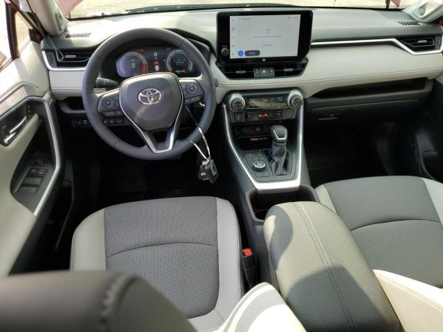 Toyota RAV4 Limited Image 10