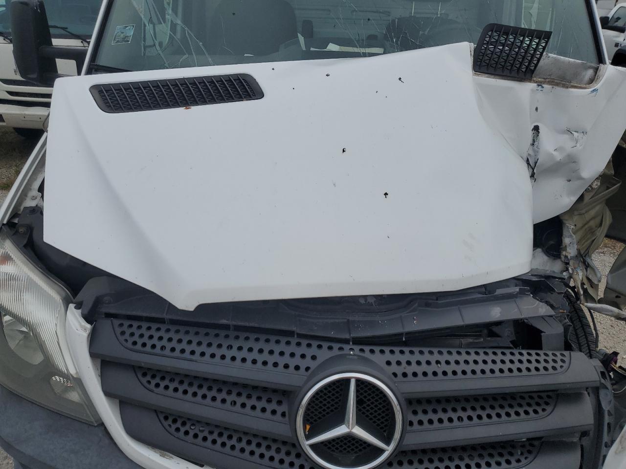 Mercedes-Benz Sprinter 3500 Image 10