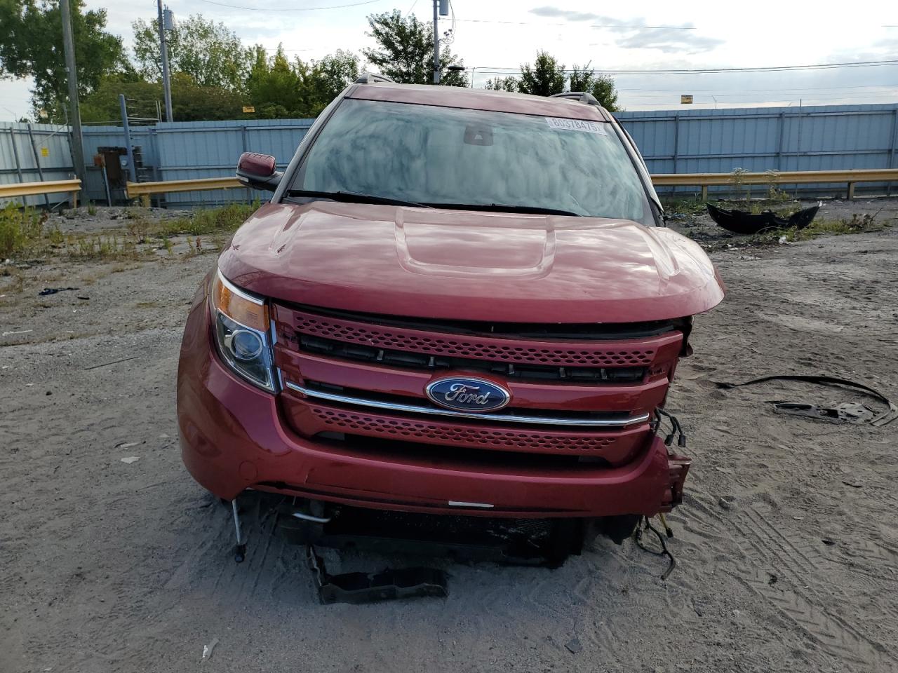 Ford Explorer Limited Image 10