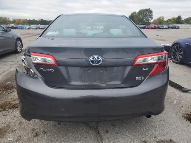 Toyota Camry Hybrid Image 10