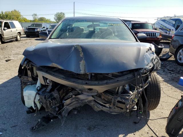 Toyota Camry Base Image 12