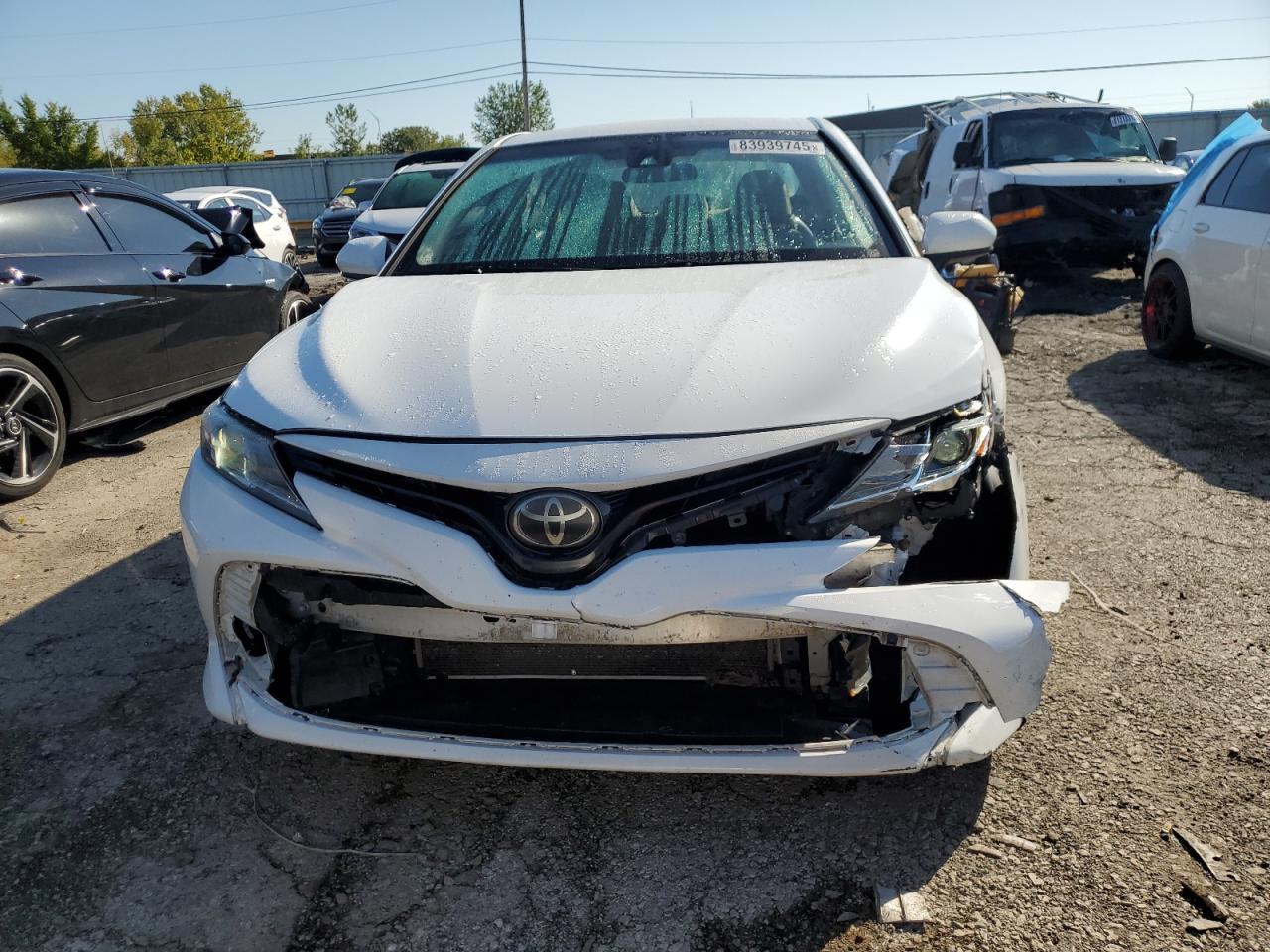 Toyota Camry L Image 3