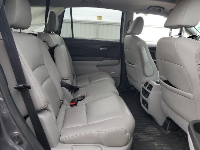 Honda Pilot Touring Image 8