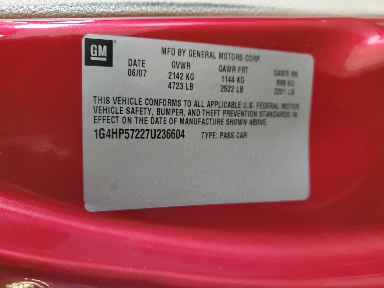 Buick Lucerne Cx Image 10