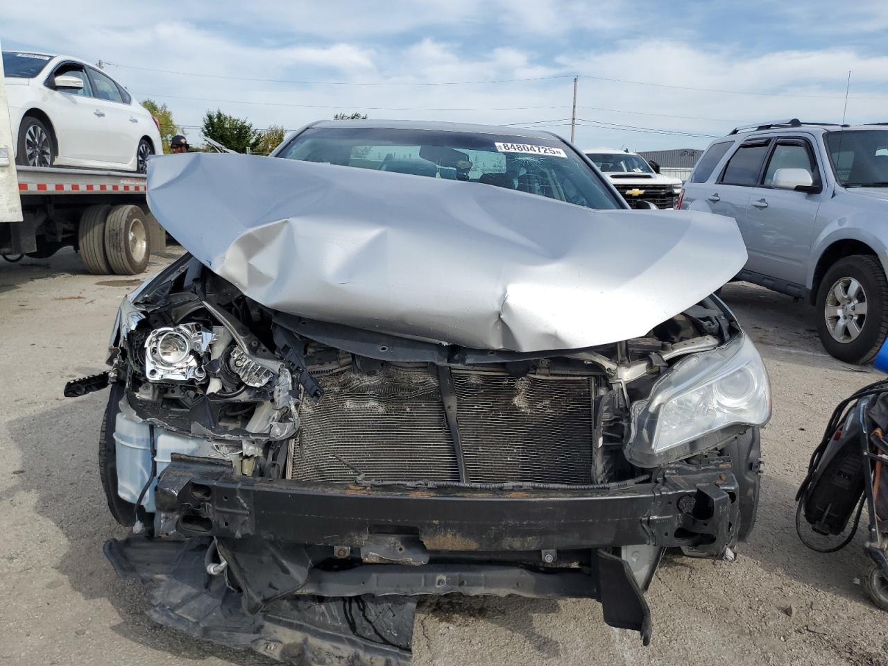 Toyota Camry Le Image 3